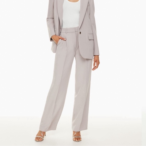 Aritzia effortless pants size 4 Regular Length - Picture 1 of 11